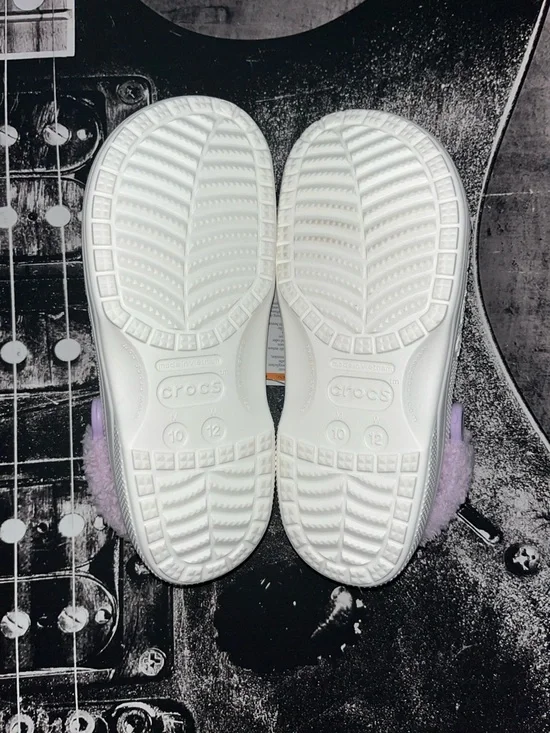 NWT CROCS - Picture 14 of 14